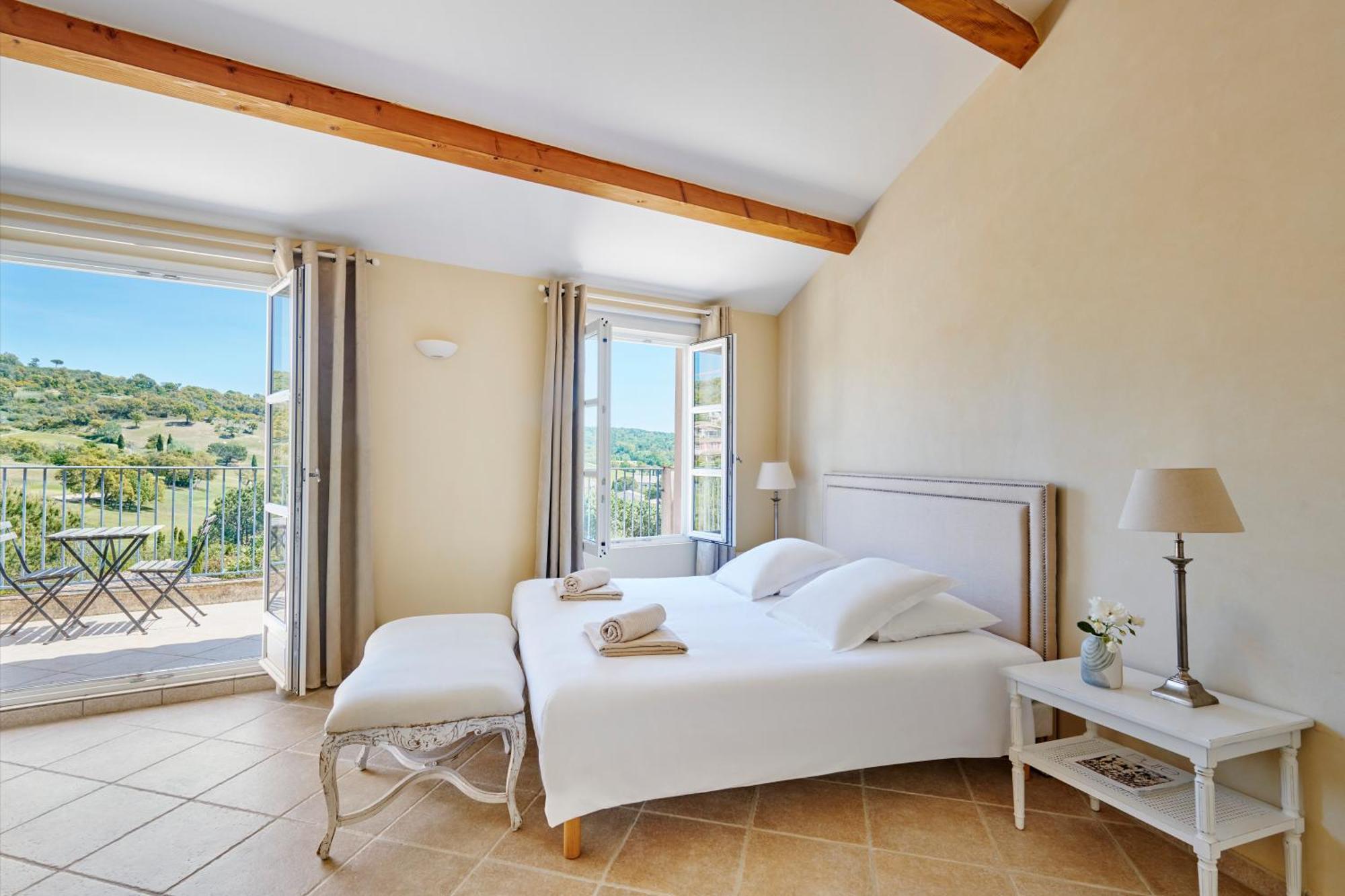 Saint-Tropez Golf Residences Extérieur photo