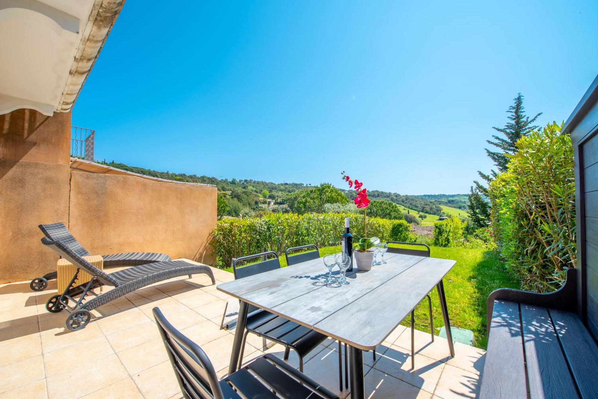Saint-Tropez Golf Residences Extérieur photo