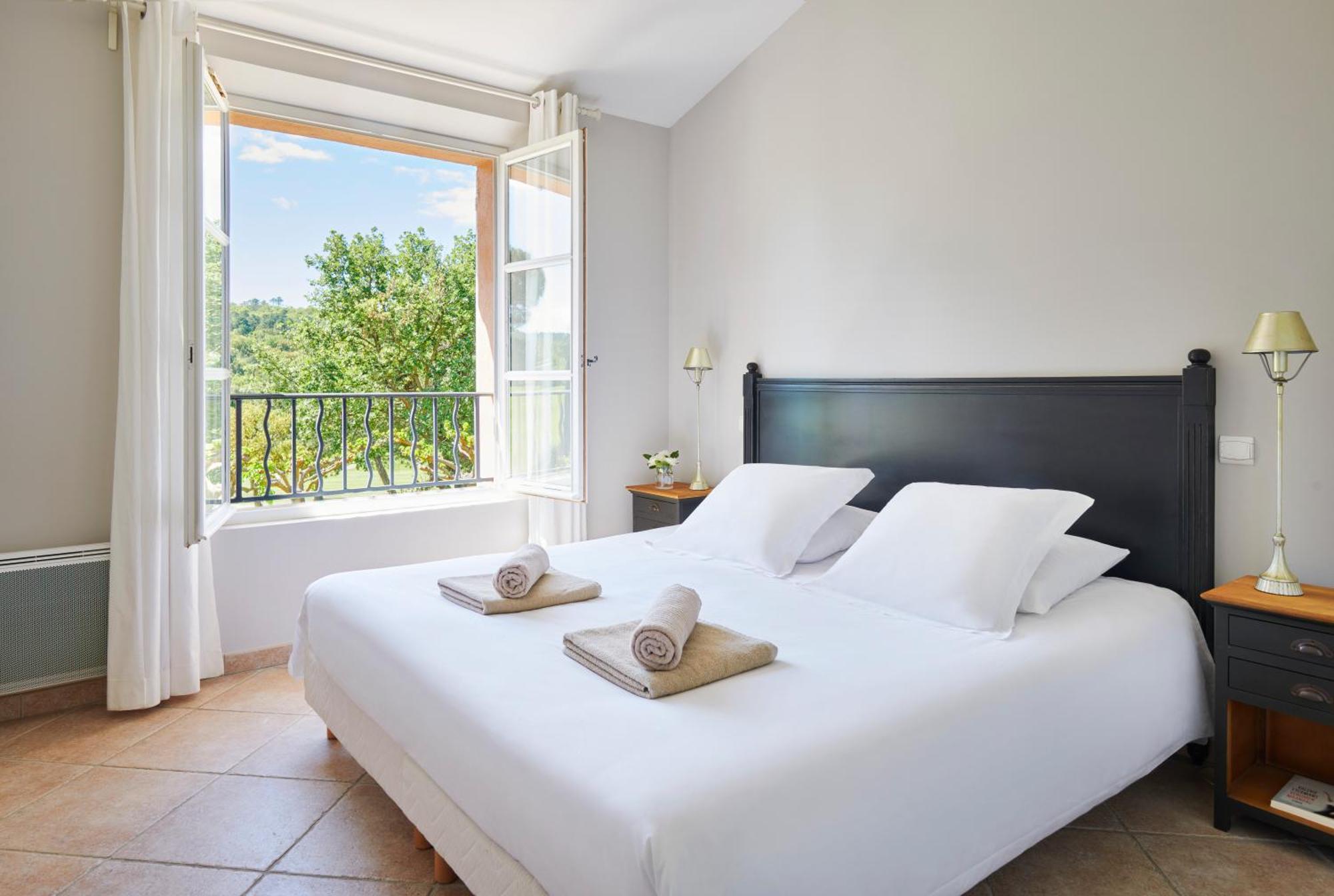 Saint-Tropez Golf Residences Extérieur photo